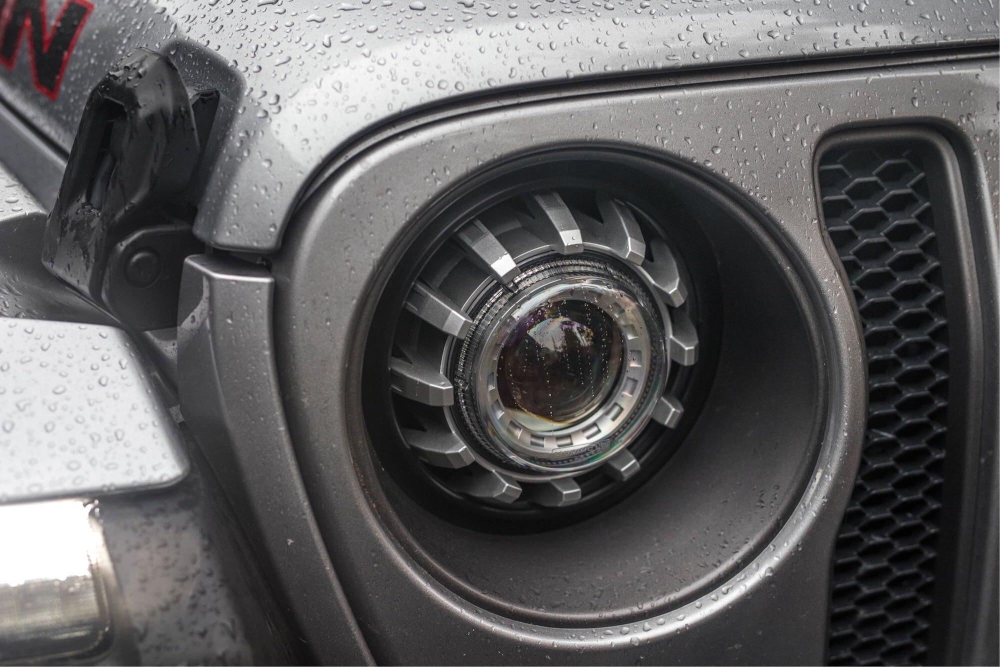 Morimoto Jeep JL/JT (18+) 7in LED Headlight Adapter | LF630